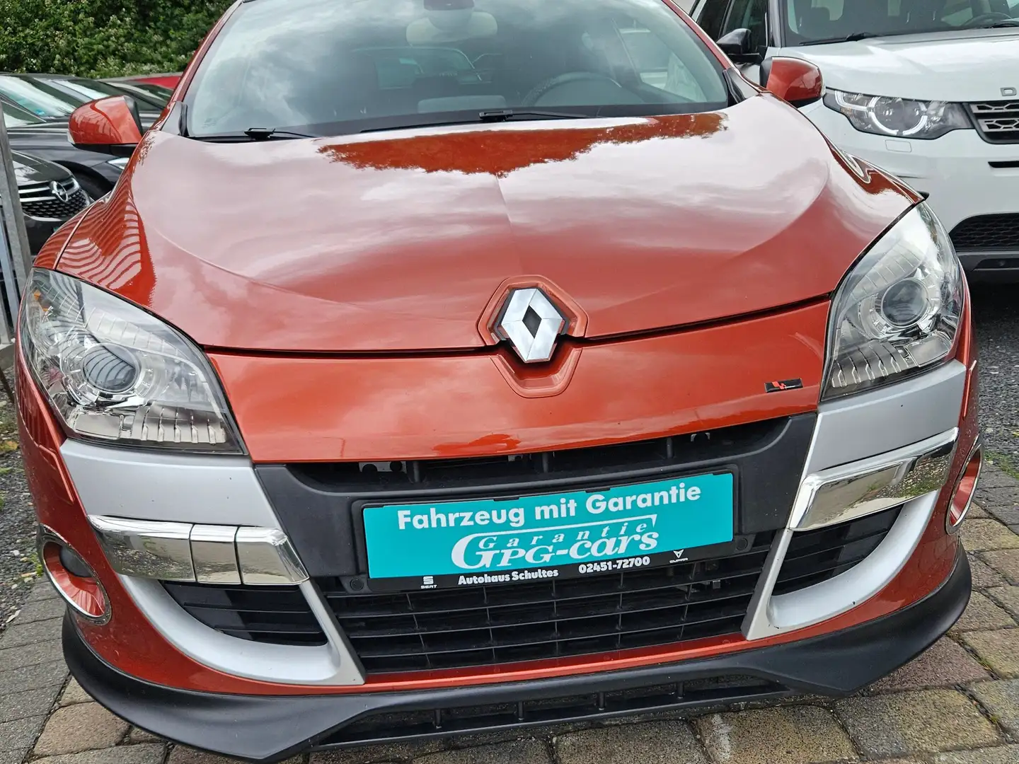 Renault Megane 2.0 140 CVT Coupe Luxe Braun - 1