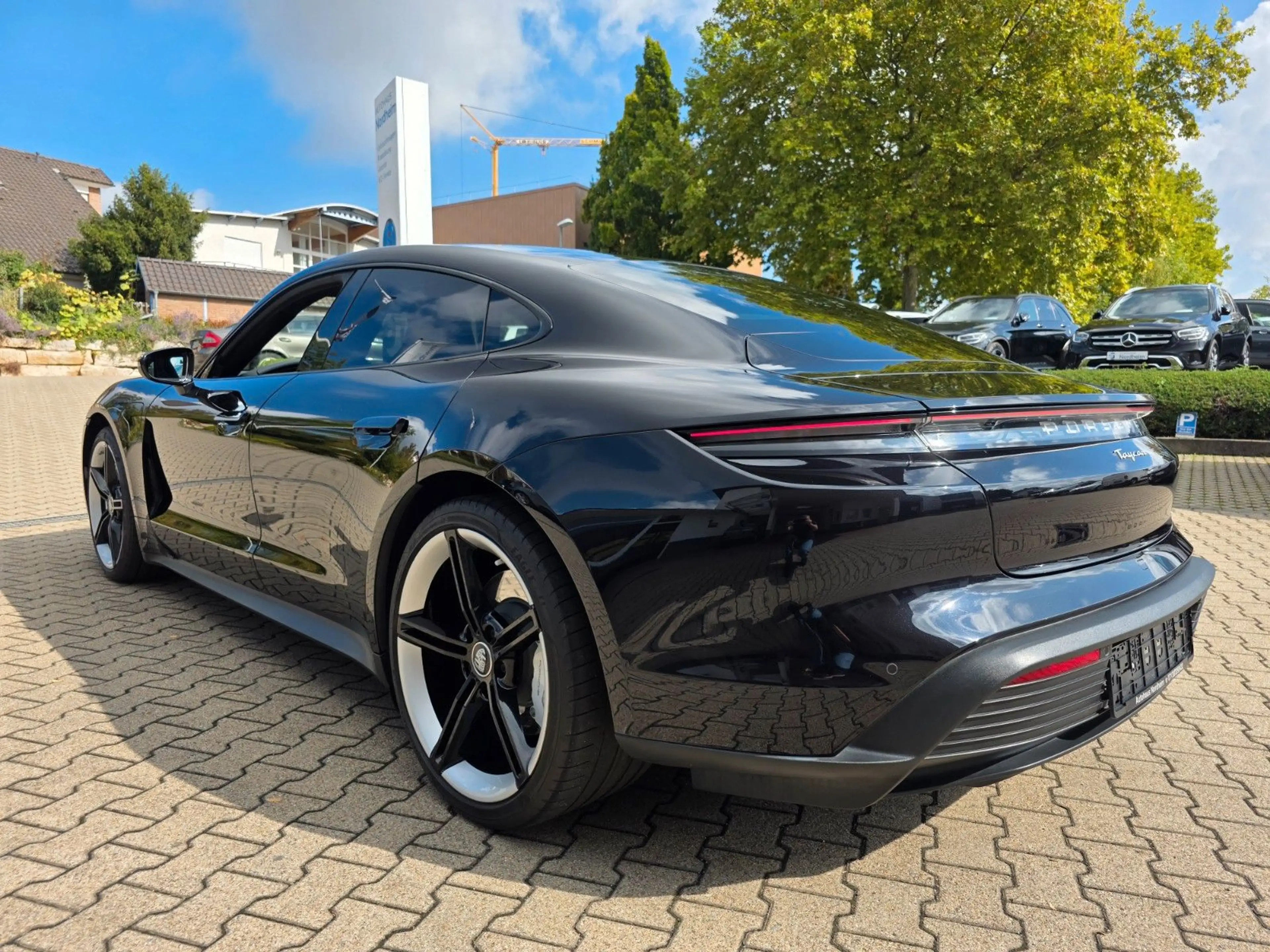 Porsche Taycan HuD/Bose/PASM/PSCB — photo 4