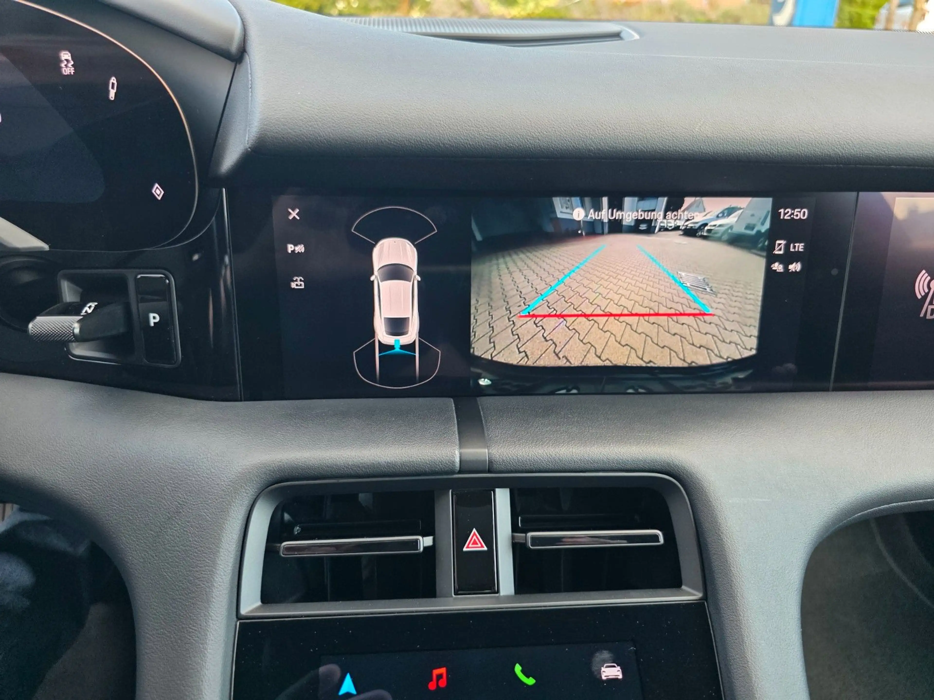 Porsche Taycan HuD/Bose/PASM/PSCB — photo 13