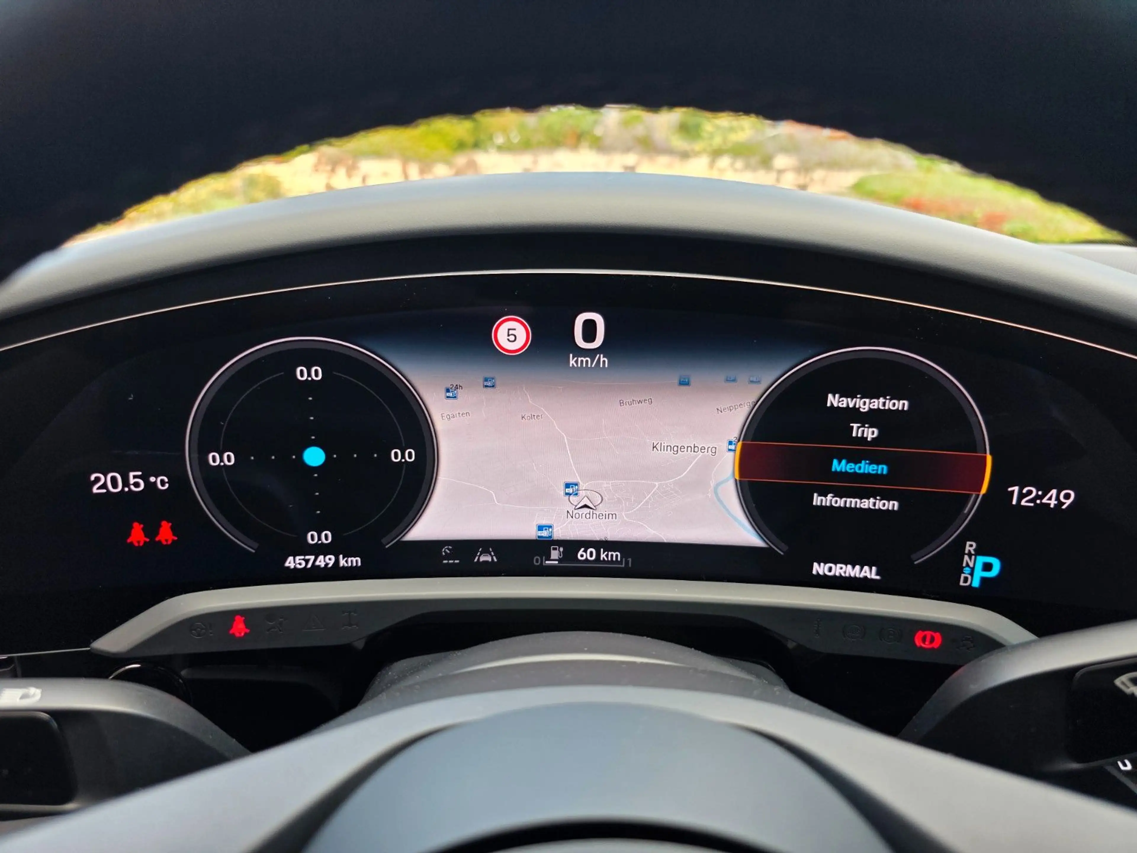 Porsche Taycan HuD/Bose/PASM/PSCB — photo 11