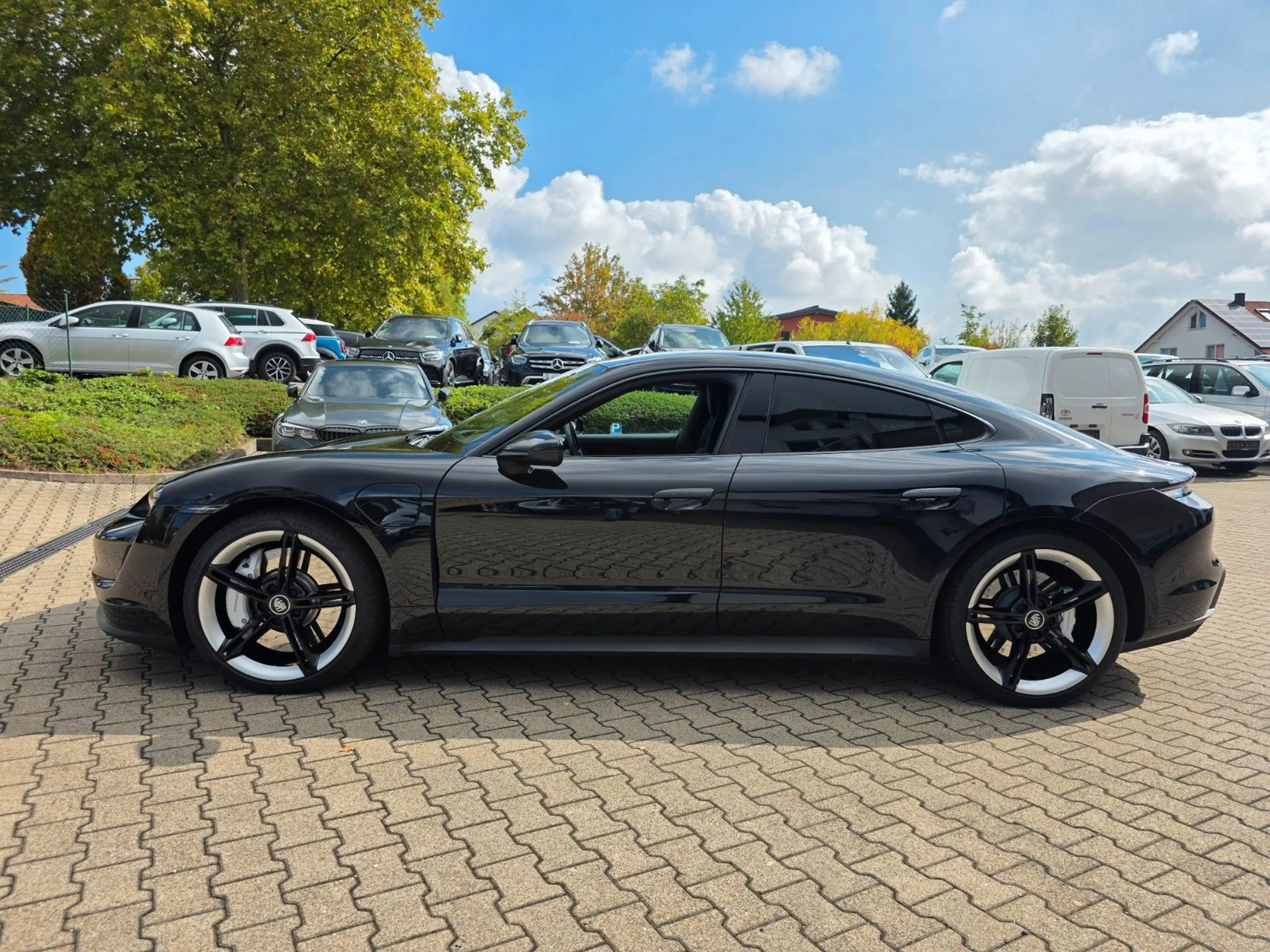 Porsche Taycan HuD/Bose/PASM/PSCB — photo 6