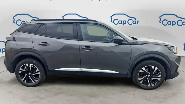 Peugeot 2008 view 4