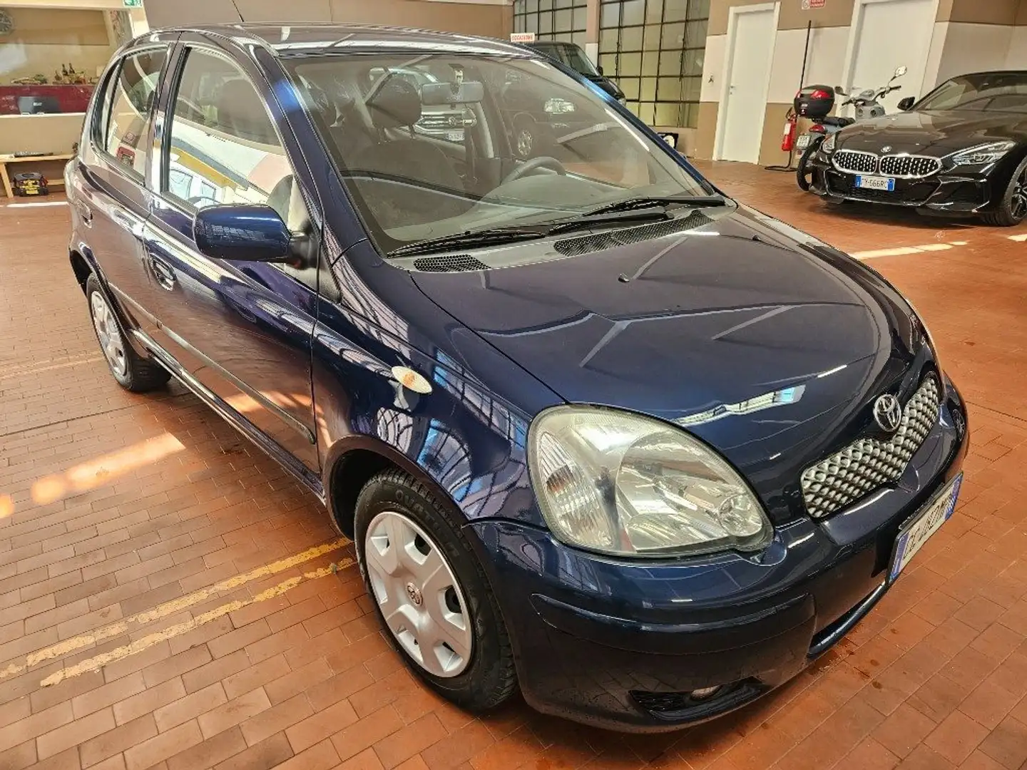 Toyota Yaris 1.3 AUTOMATICA 5 PT ricondizionata Sol Blu/Azzurro - 2