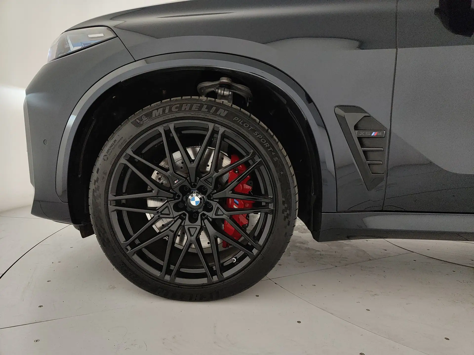 BMW X5 2025 검정 사진 5