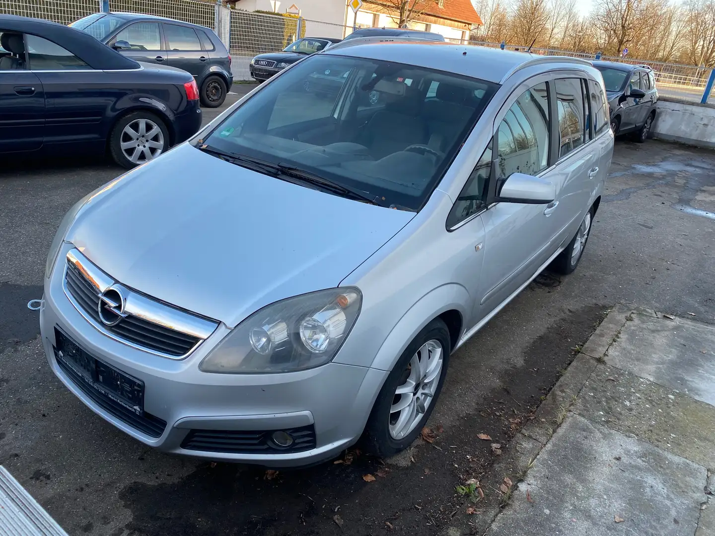 Opel Zafira CATCH ME Grau - 2