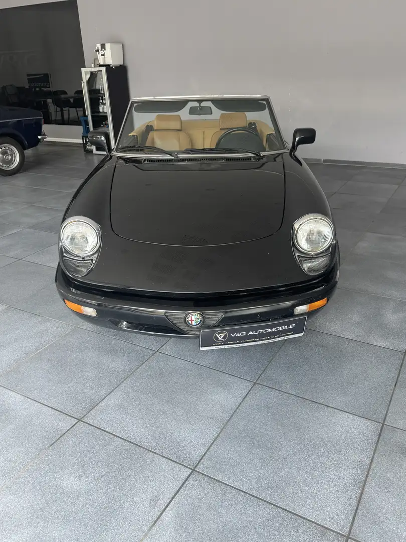 Alfa Romeo Spider Original Lack!!! Schwarz - 1