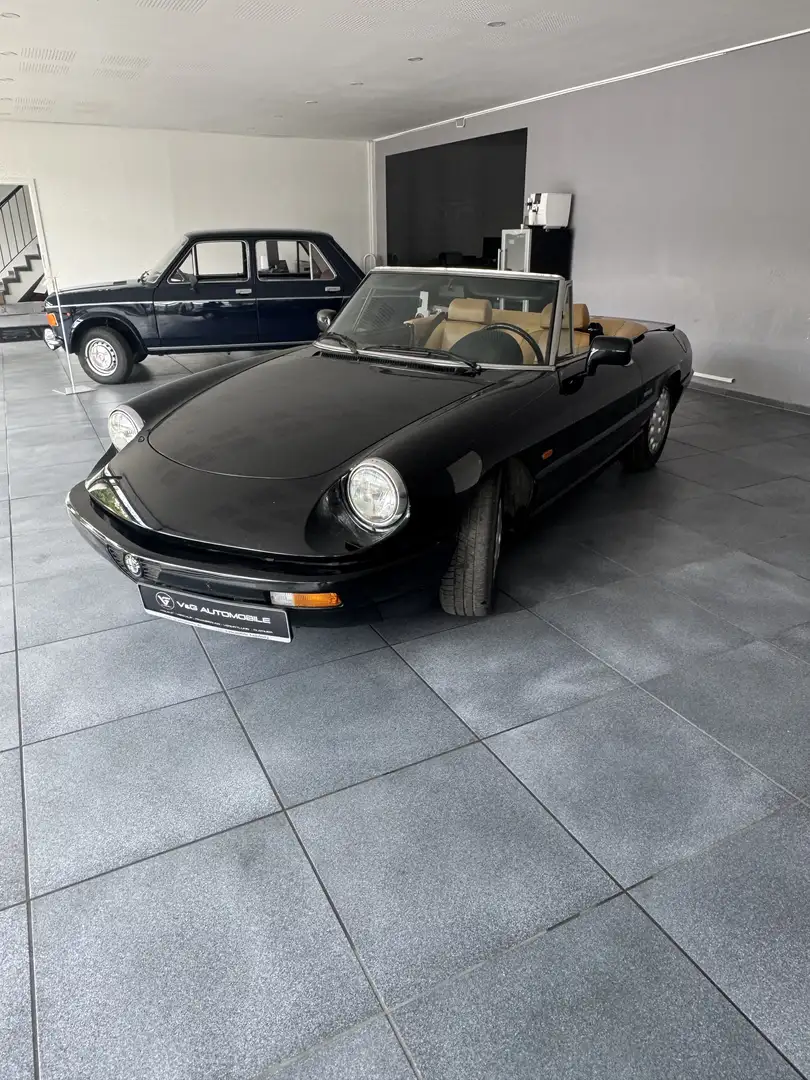 Alfa Romeo Spider Original Lack!!! Schwarz - 2