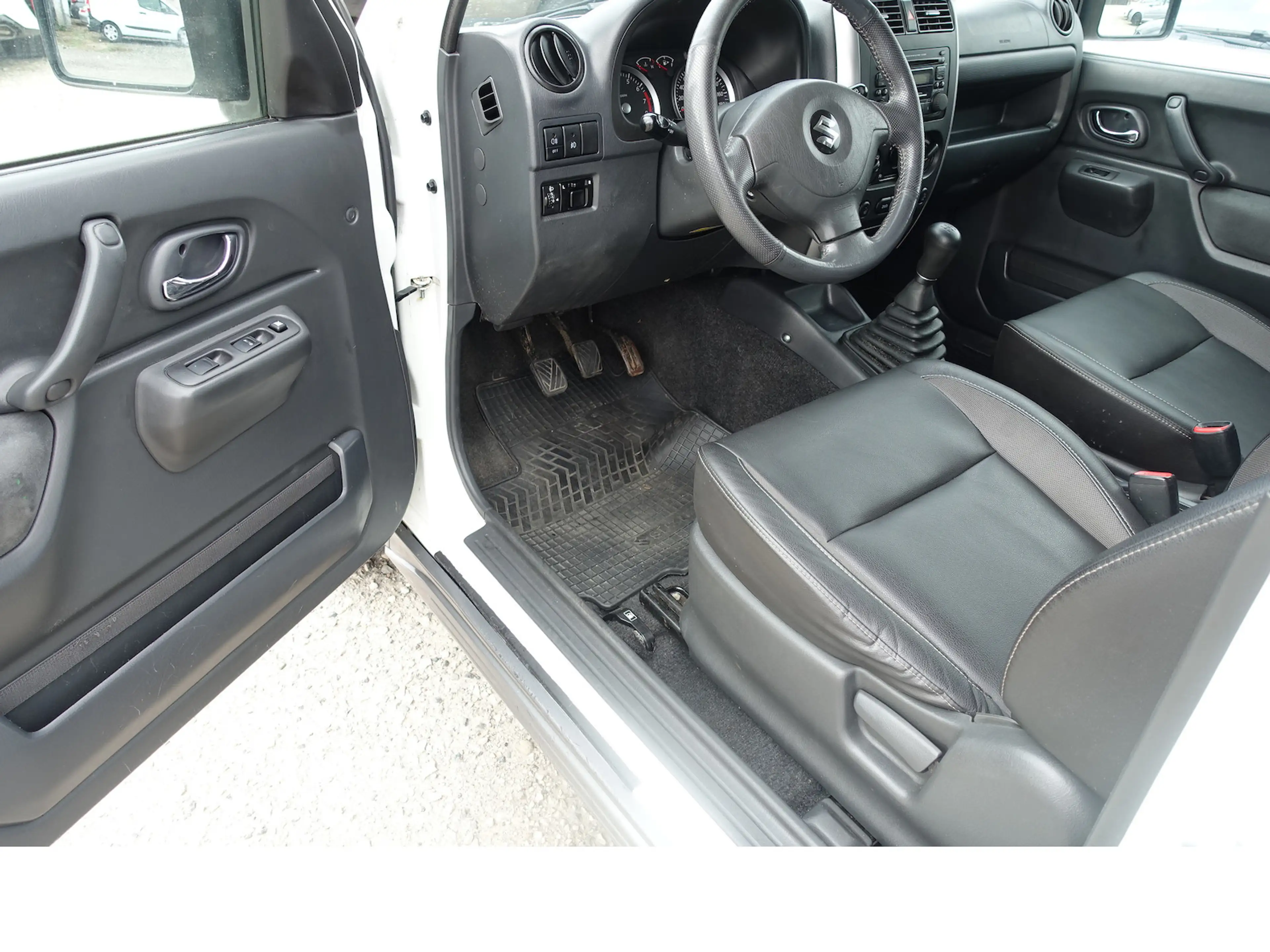 Suzuki Jimny Ranger Black and White Lim.Klima Leder Sitzh. — photo 7