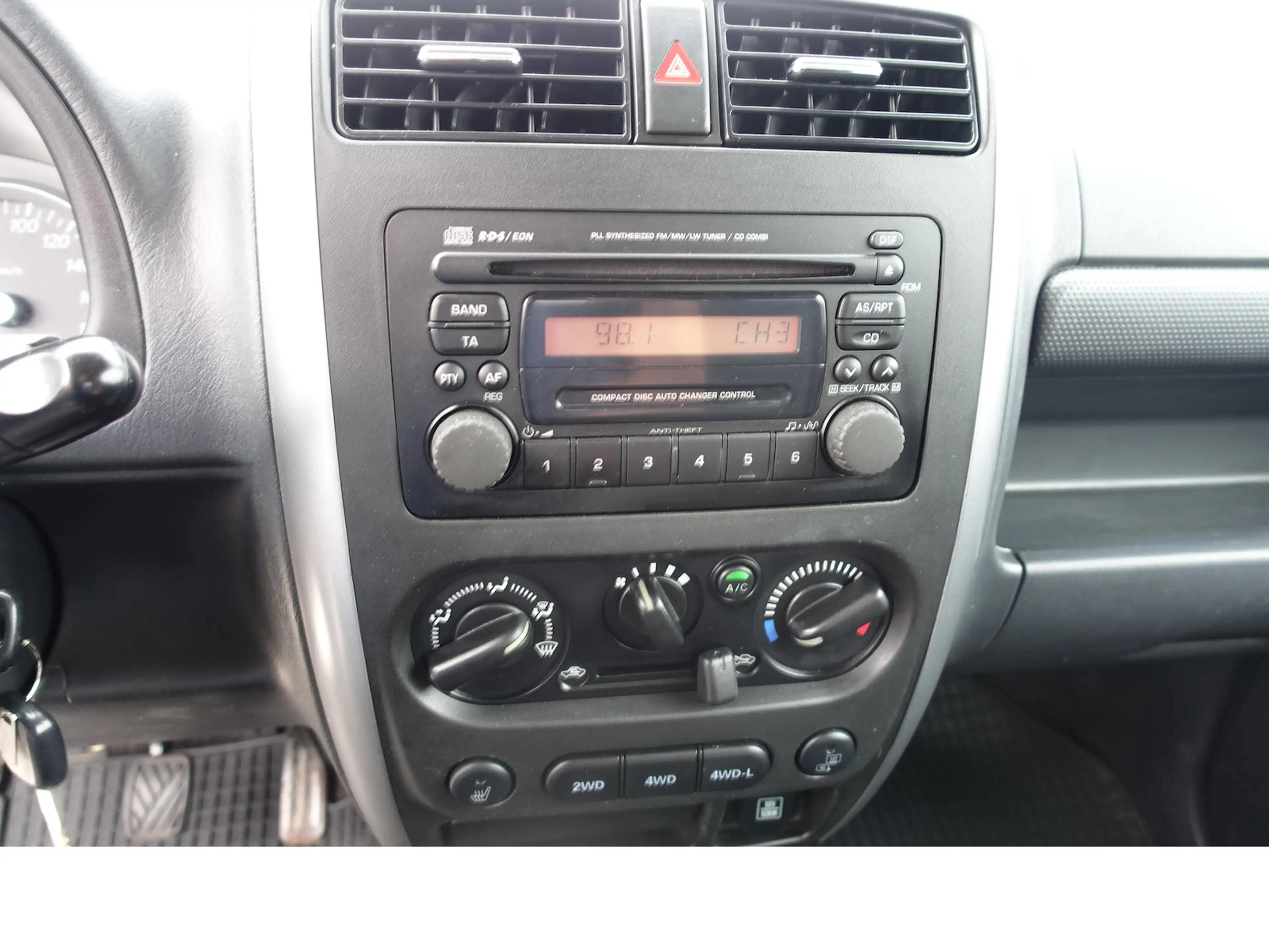Suzuki Jimny Ranger Black and White Lim.Klima Leder Sitzh. — photo 11