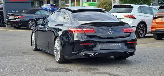 Mercedes-Benz E-Class view 6