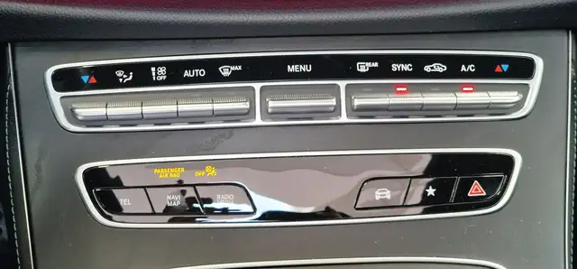 Mercedes-Benz E-Class view 22