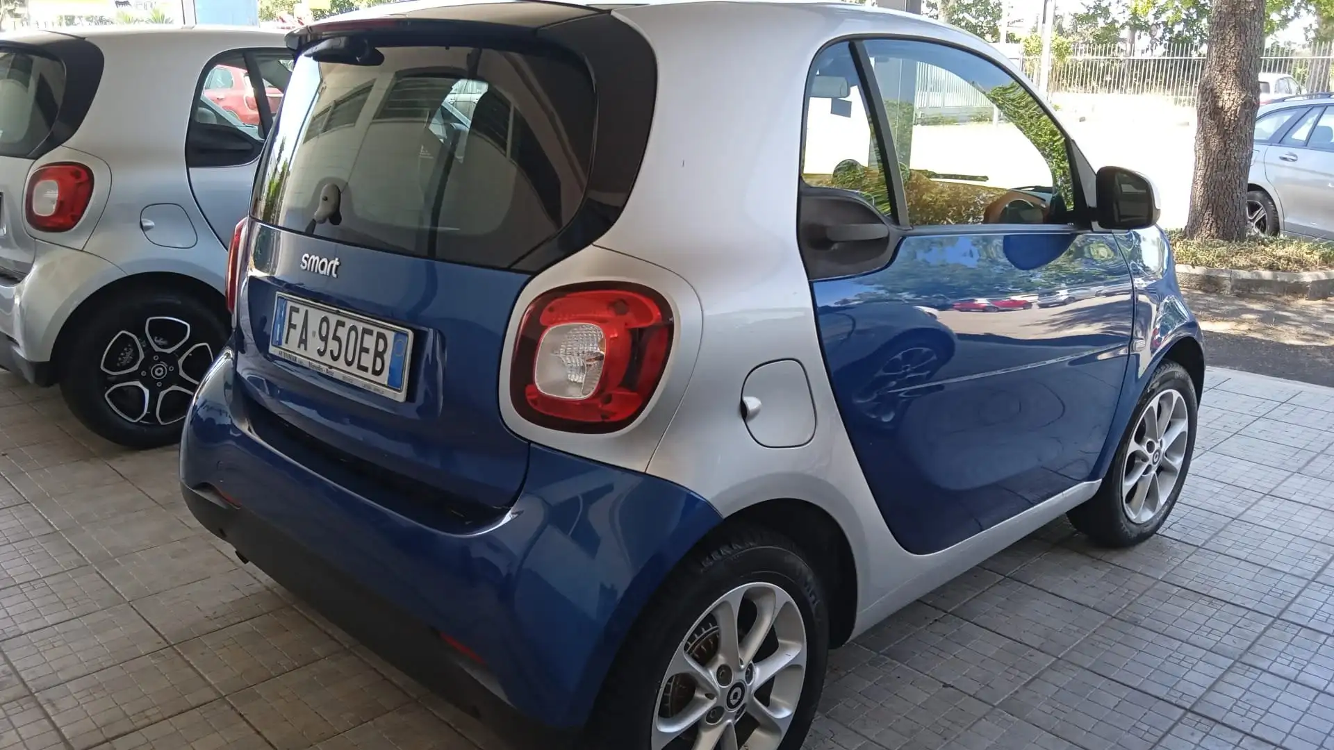 smart forTwo Fortwo III 2015 1.0 Passion 71cv twinamic Bleu - 1