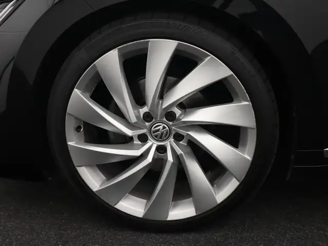 Volkswagen Arteon view 6
