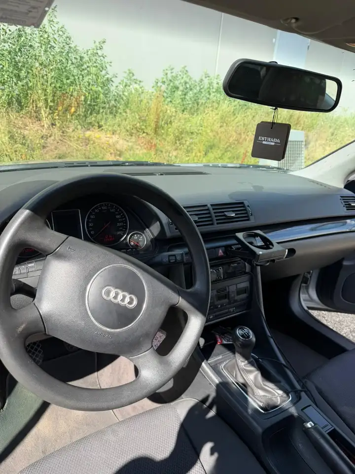 Audi A4 1,9 TDI, foto 2