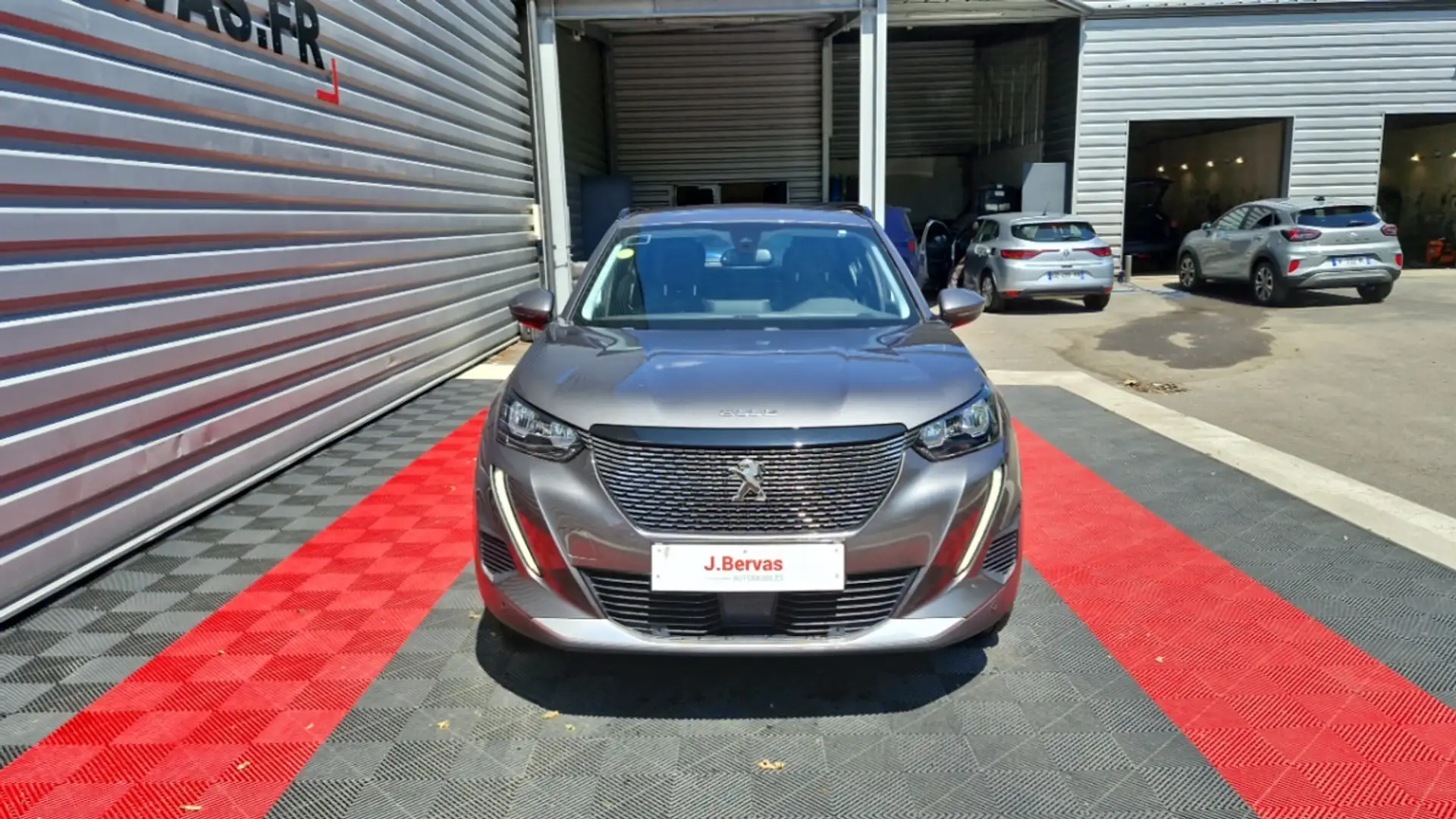 Peugeot 2008 BLUEHDI 130 SS EAT8 ALLURE - 2