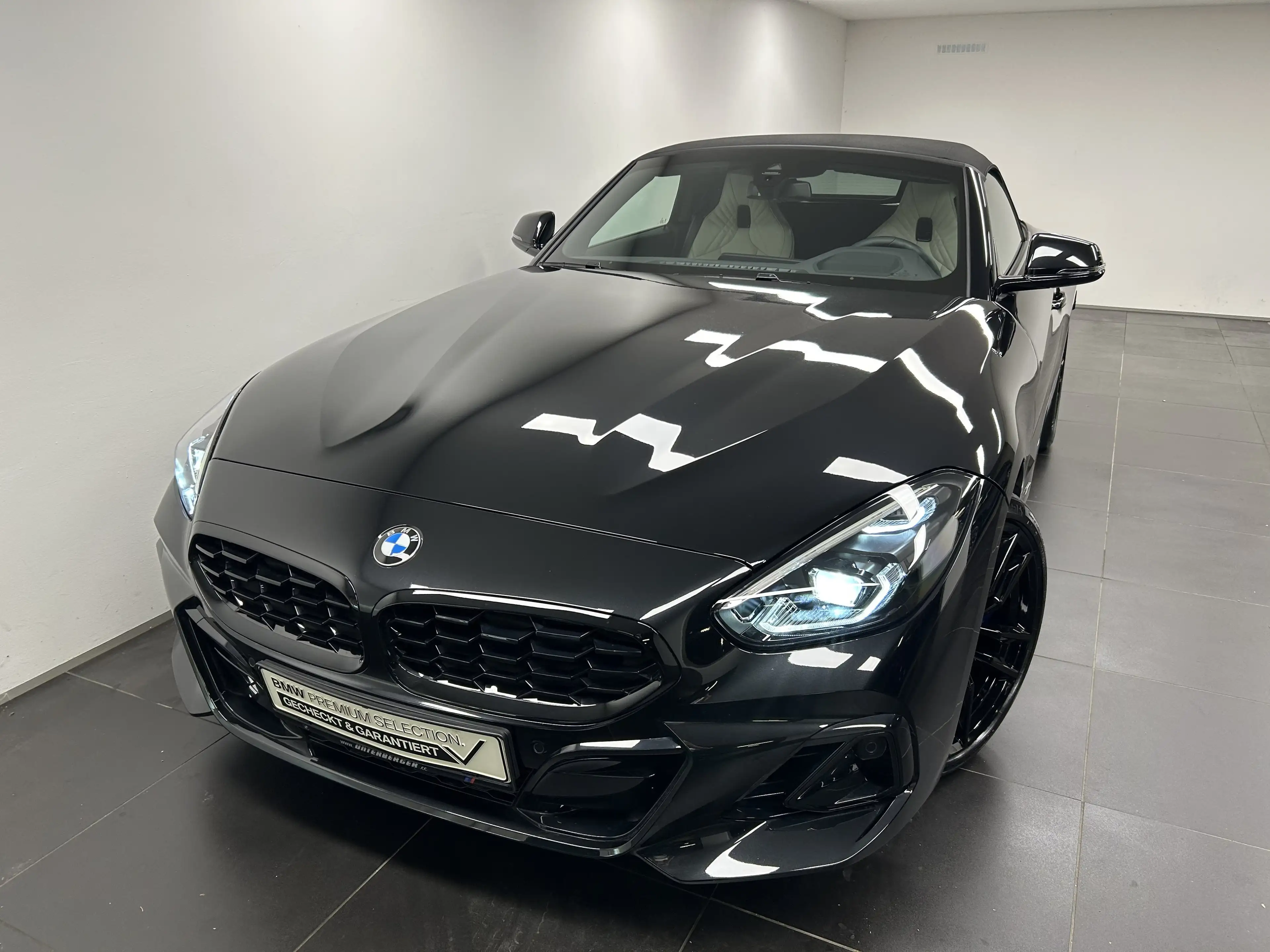 BMW Z4 M40i — photo 7