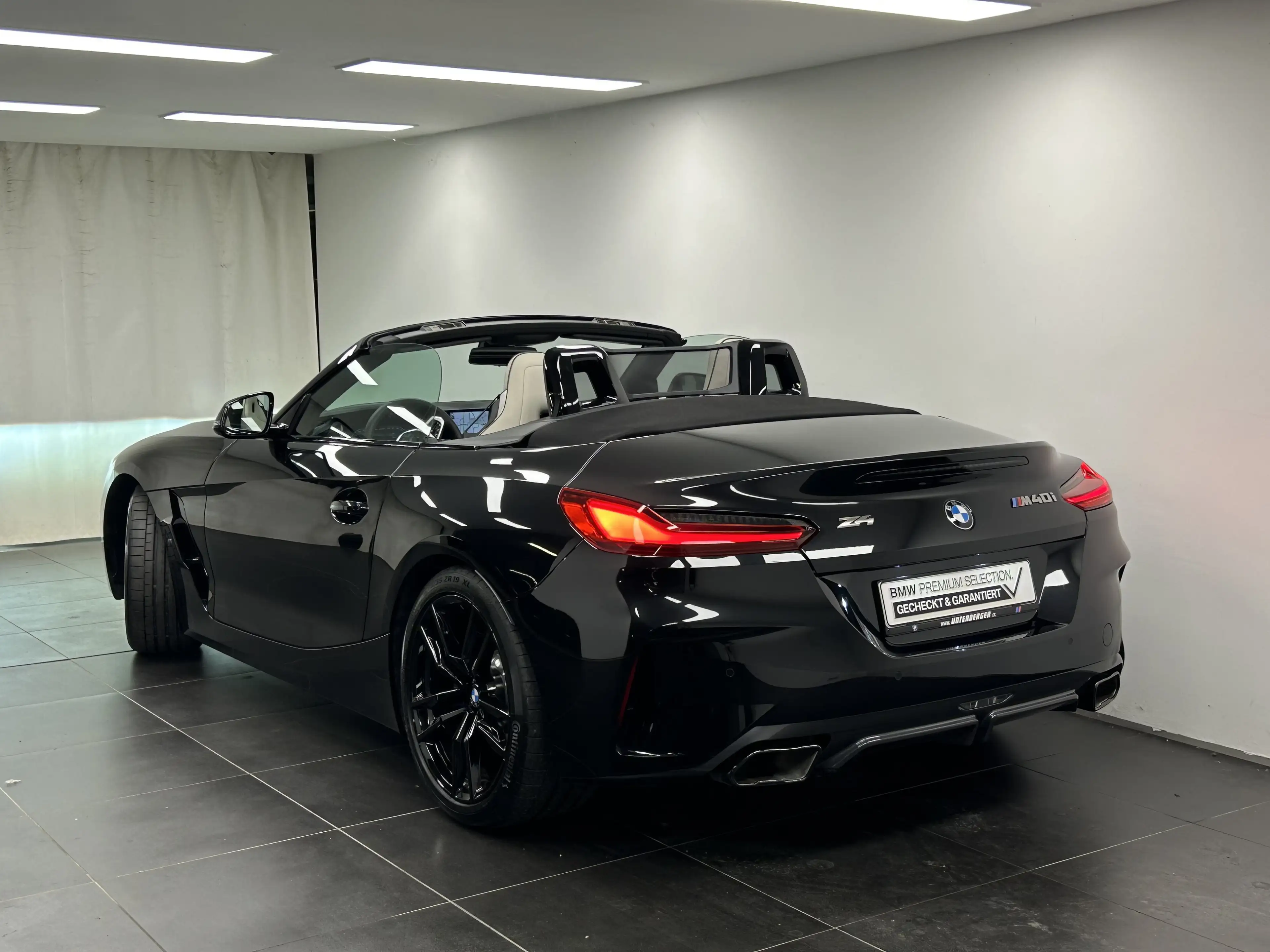 BMW Z4 M40i — photo 35