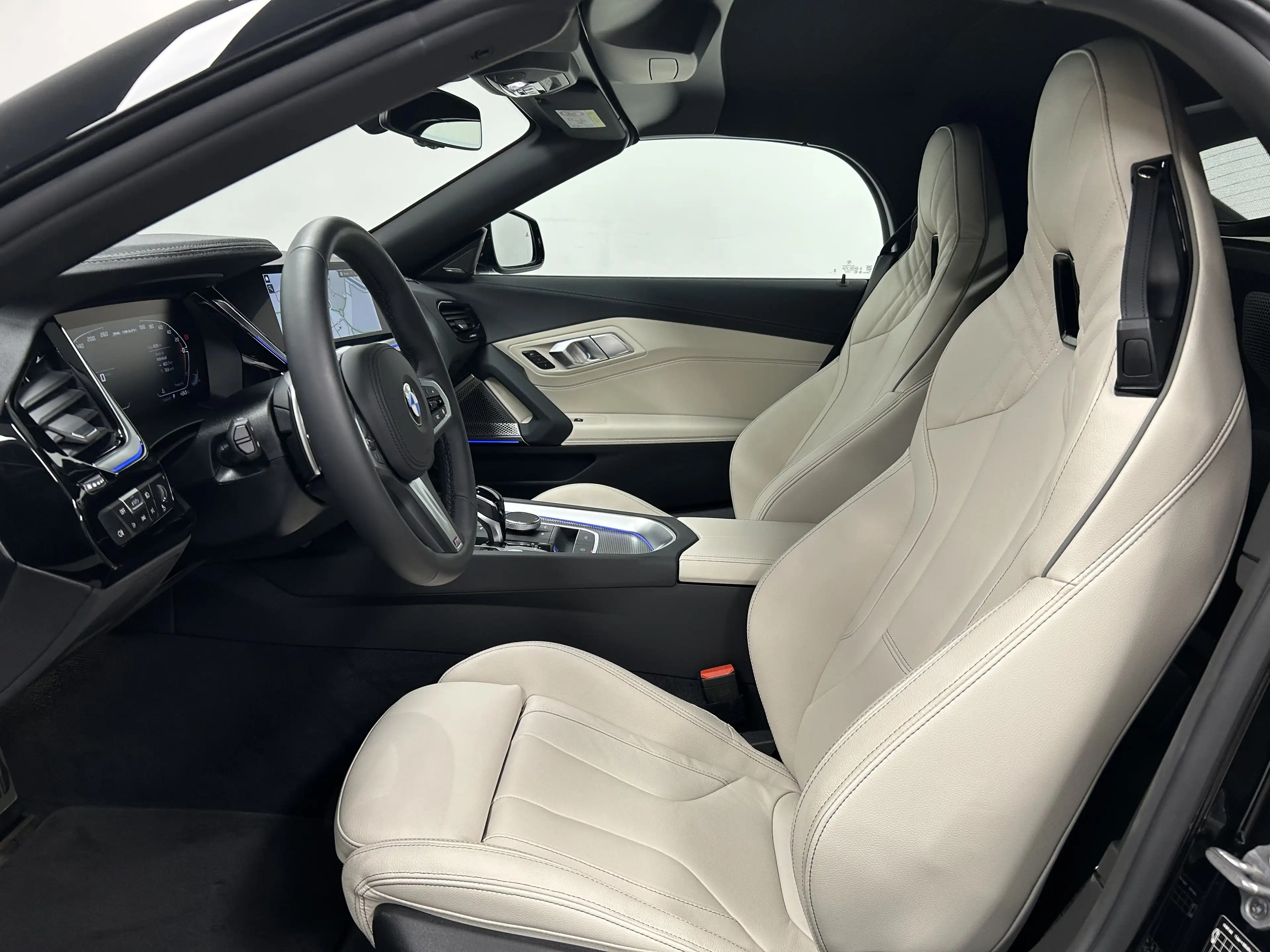 BMW Z4 M40i — photo 18
