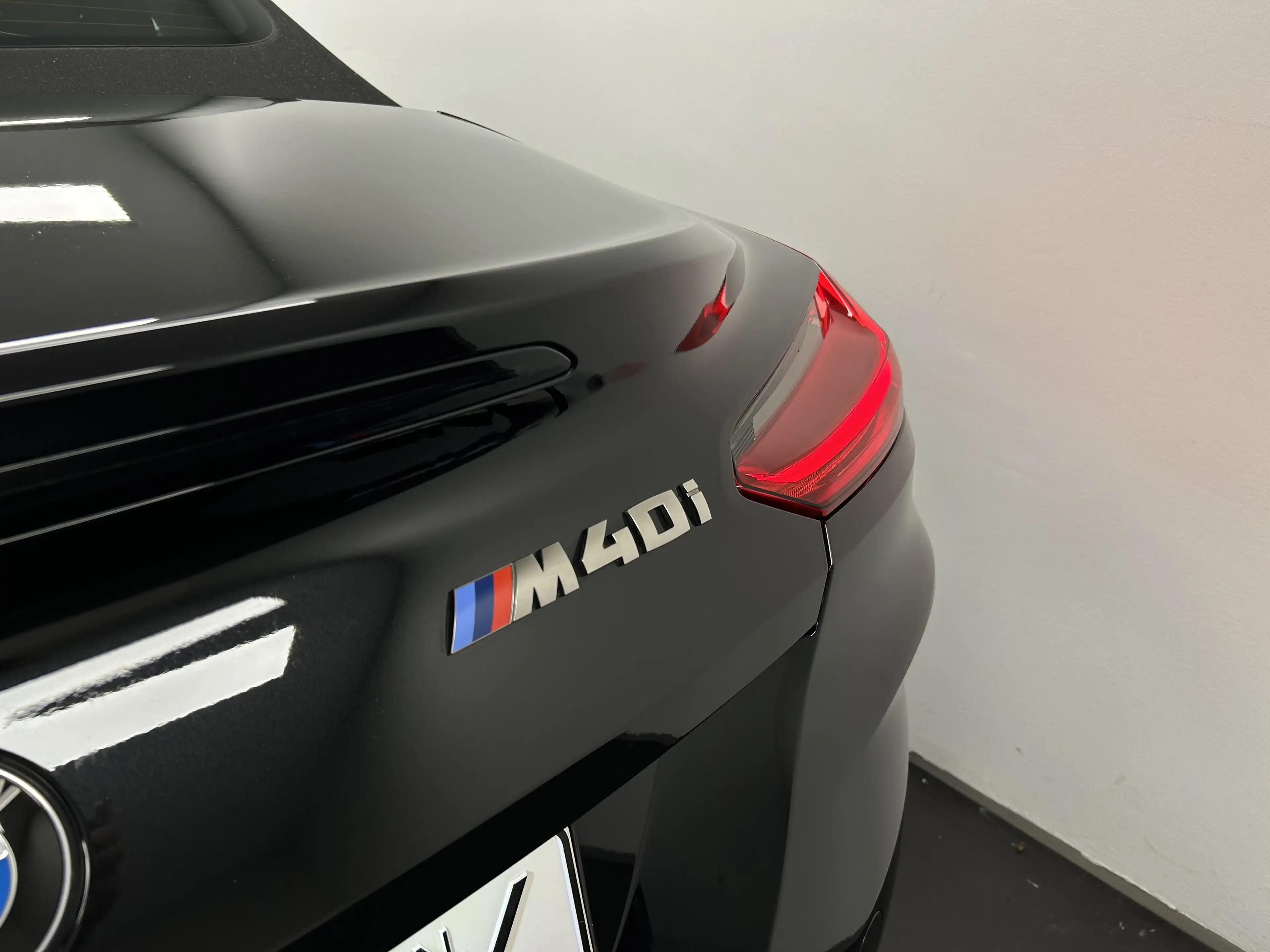BMW Z4 M40i — photo 12