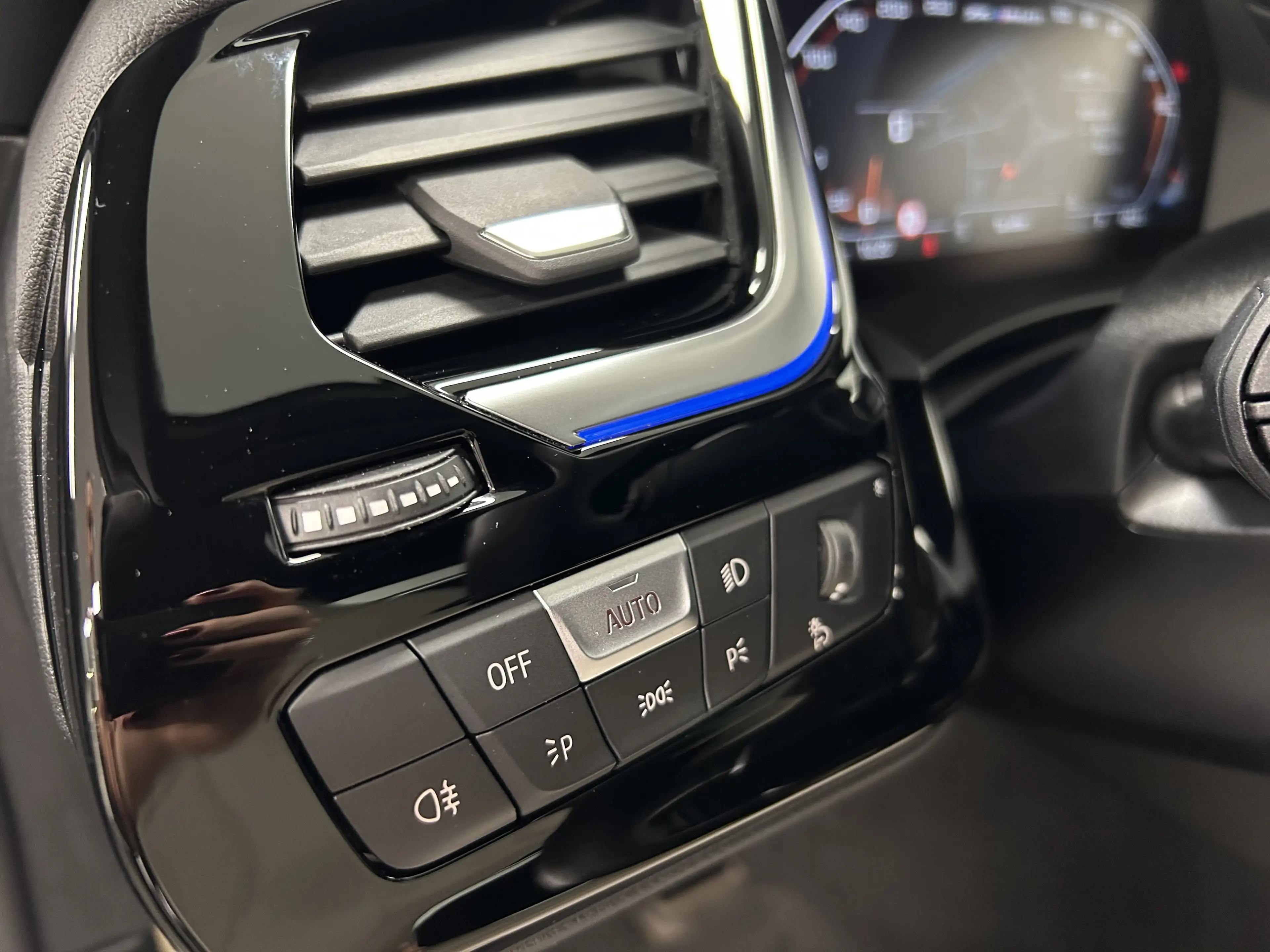 BMW Z4 M40i — photo 29