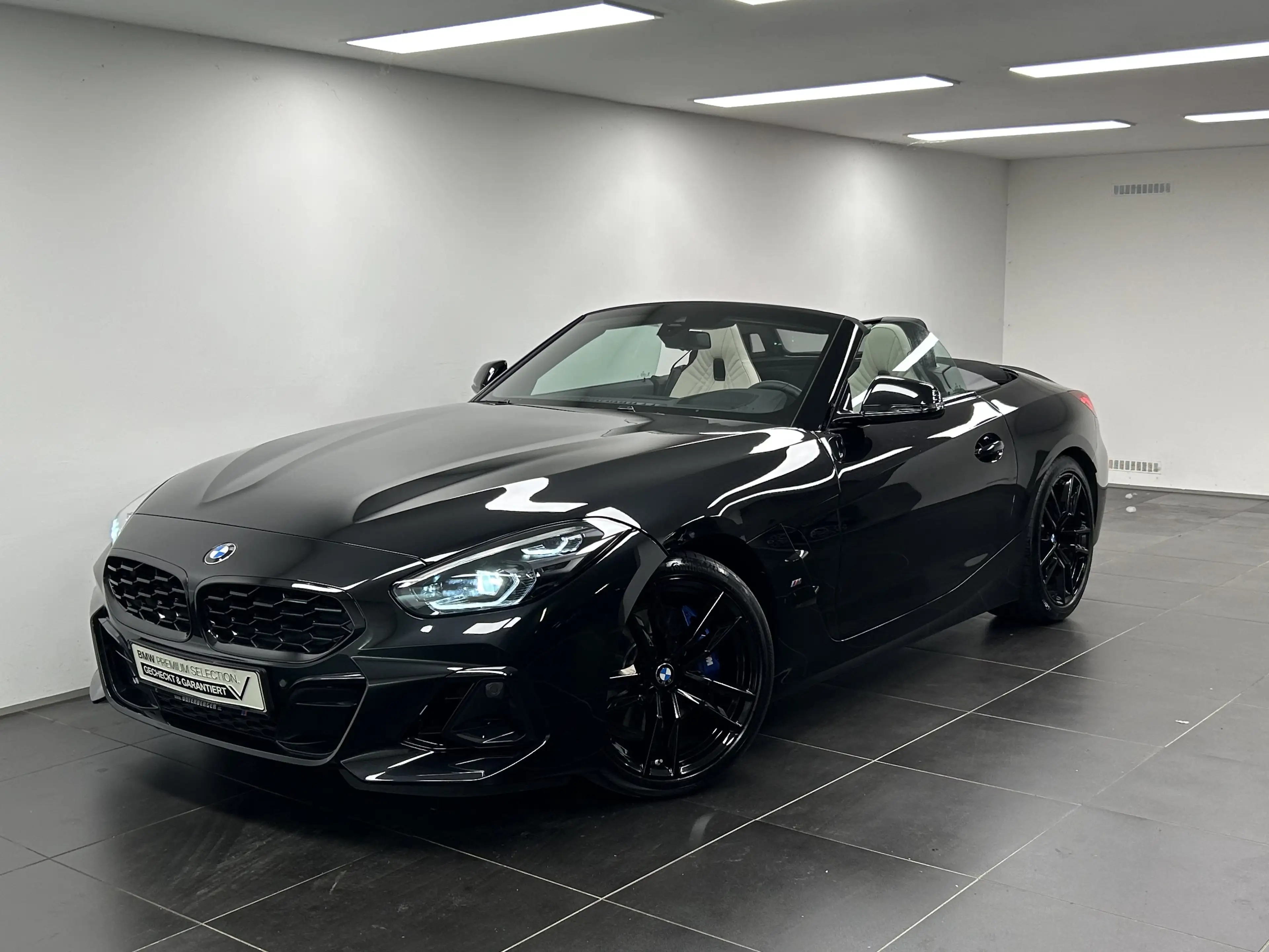 BMW Z4 M40i — photo 33