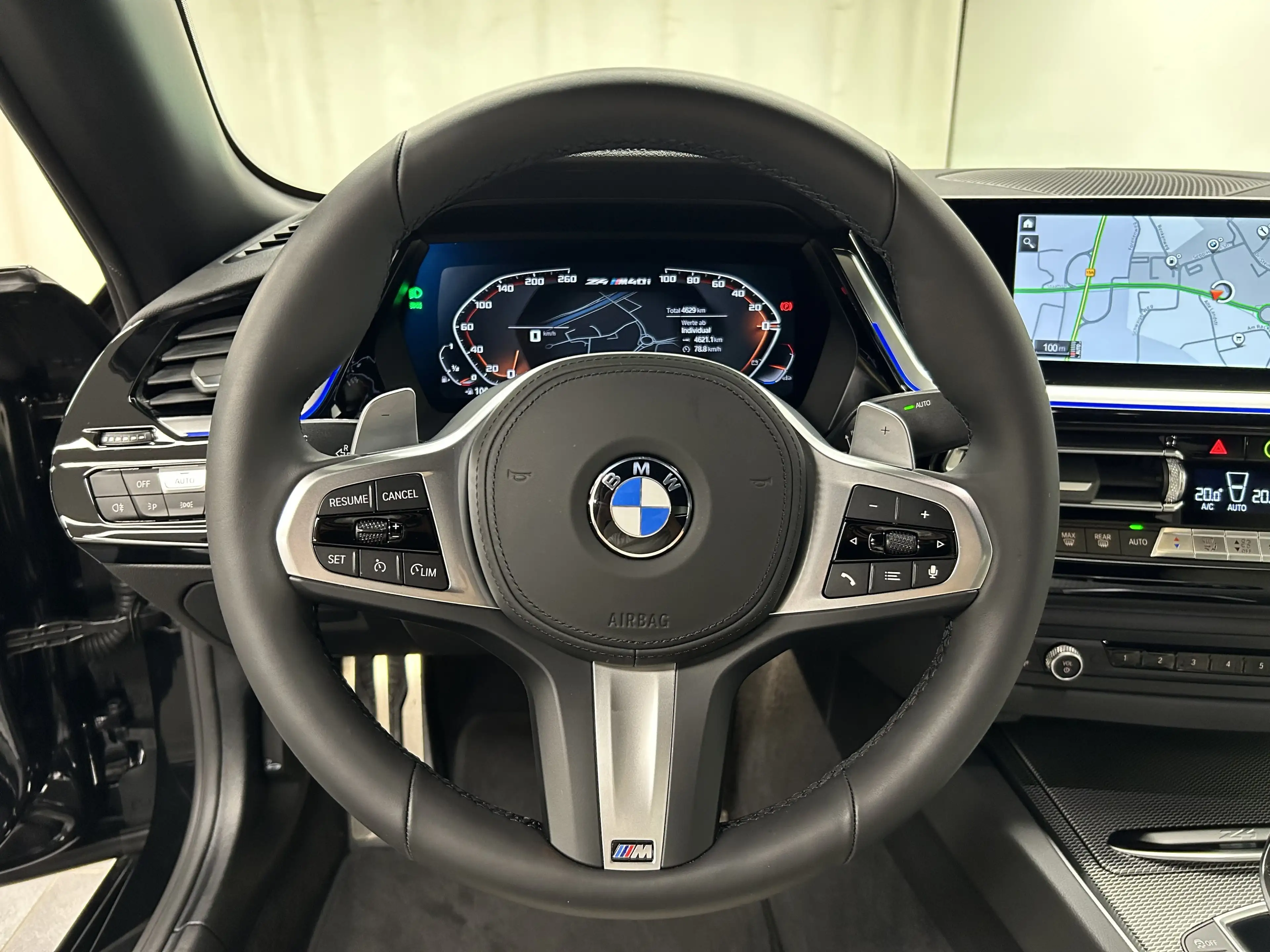 BMW Z4 M40i — photo 19