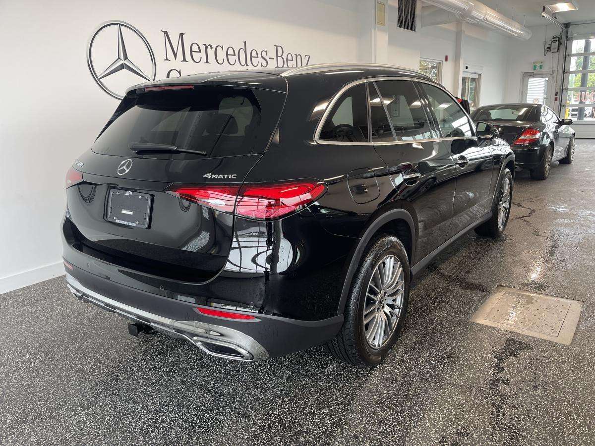 2027 Mercedes-Benz GLC GLC 300 VUS 4Matic — снимка 1