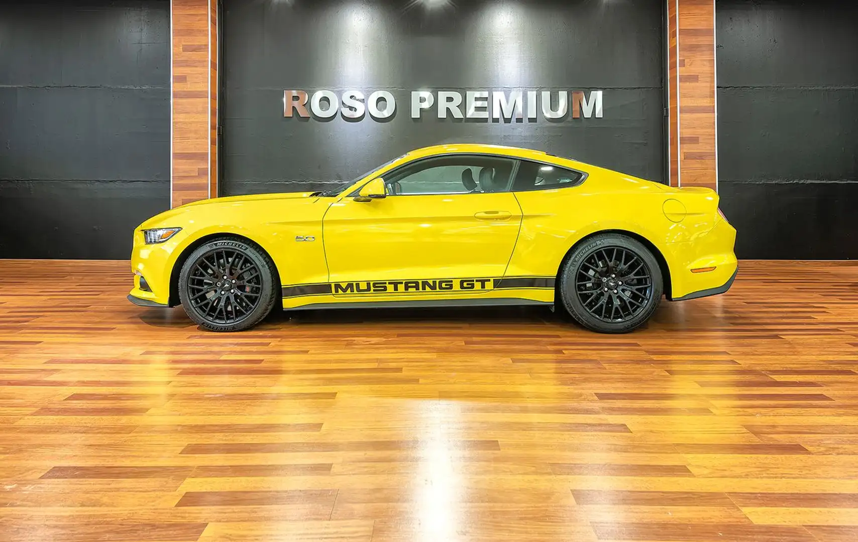 Ford Mustang 5.0 Ti-VCT V8 307kW  GT A.(Fast.) Gelb - 2