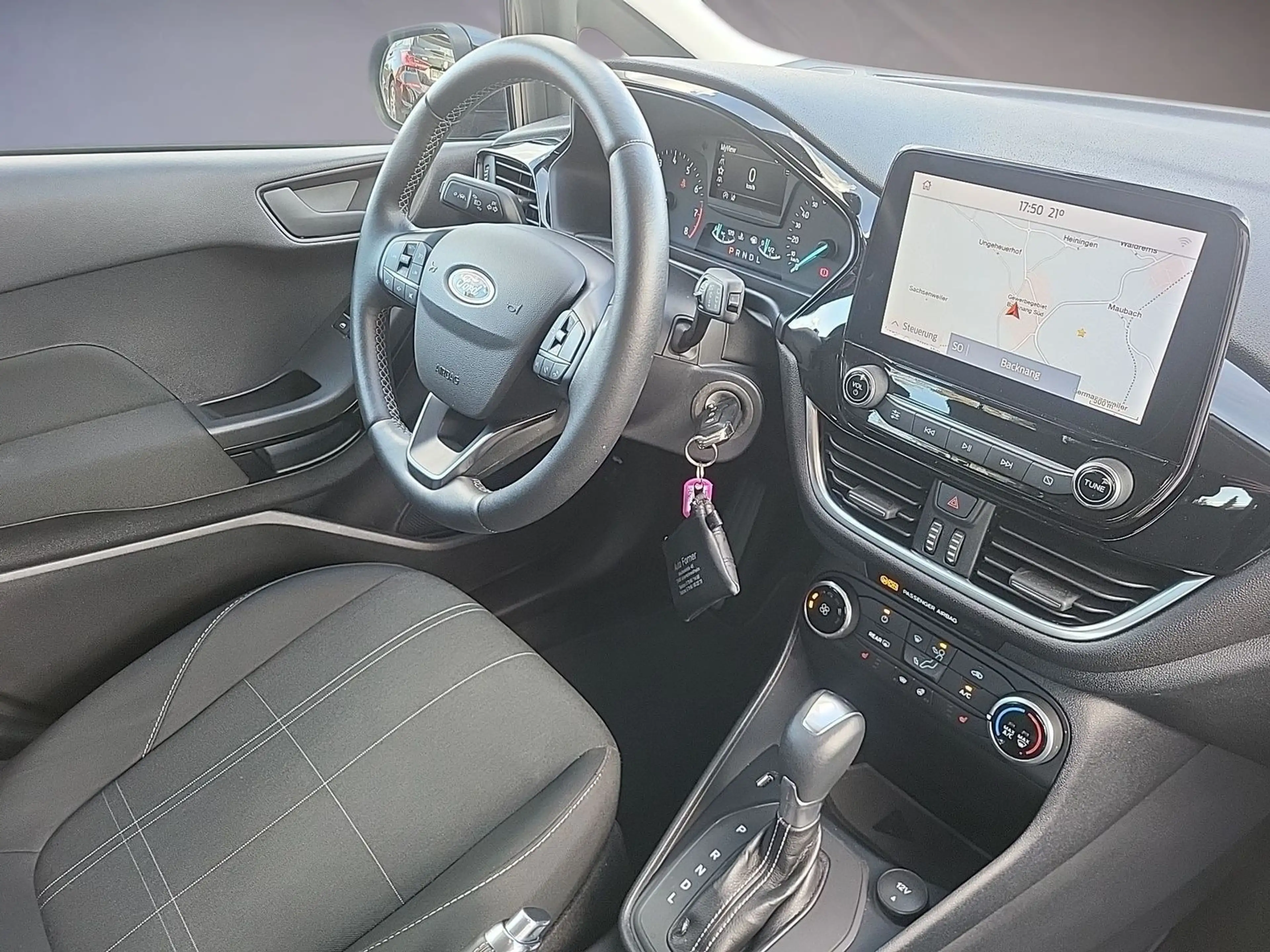 Ford Fiesta Automatik*125PS*Cool&Connect*Hagelschaden — photo 13