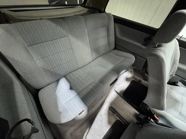 Volkswagen Golf view 17
