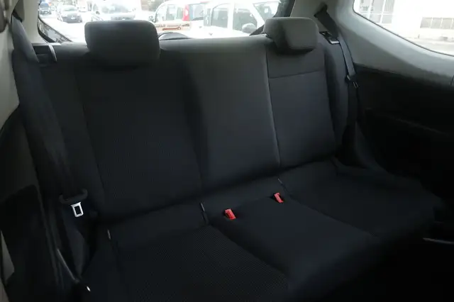 Volkswagen up! view 12