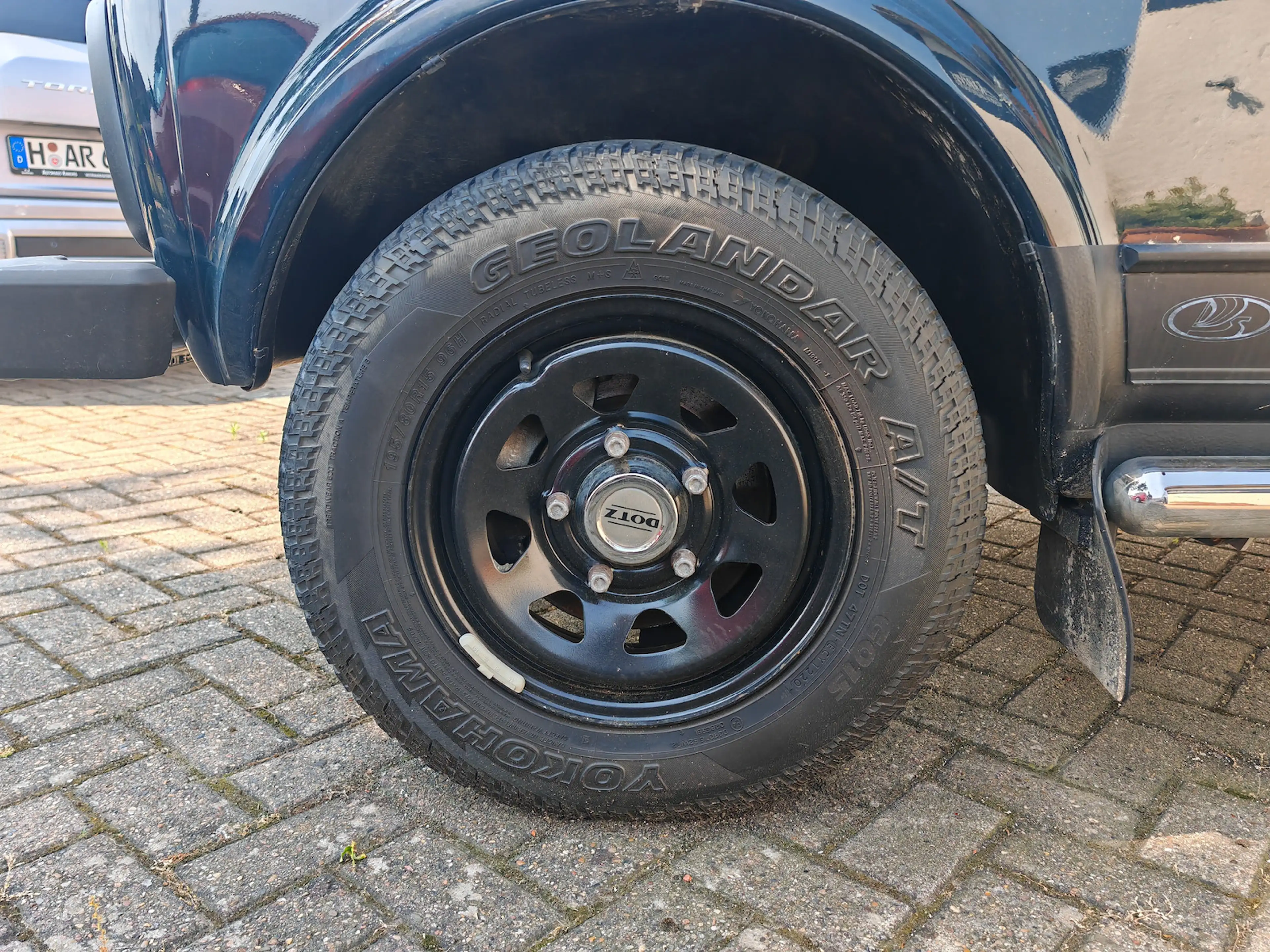 Lada Niva Taiga 4x4 — photo 5