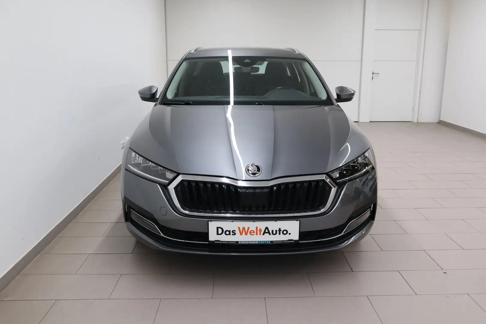 Skoda Octavia Style TSI e-TEC DSG Grau - 2