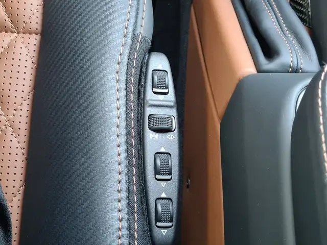 Mercedes-Benz G 63 AMG AMG  COM Distr Sportpaket Shz Ansicht 23