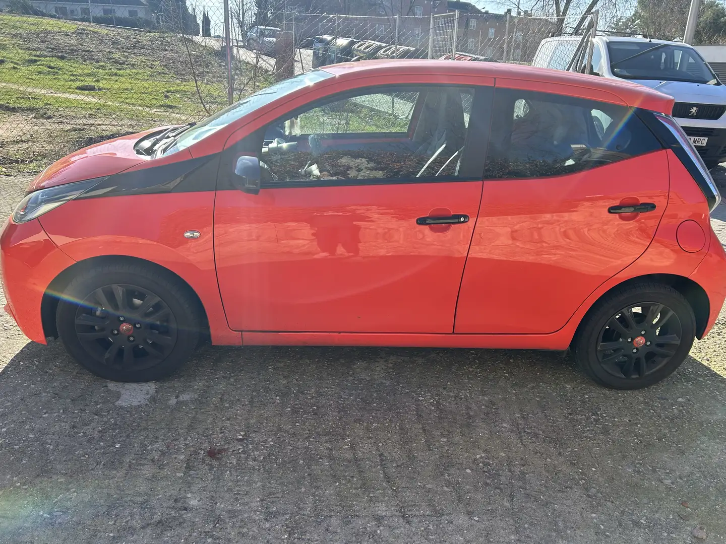 Toyota Aygo Aygo 1.0 VVT-i x-cite x-shift x-cite - 2