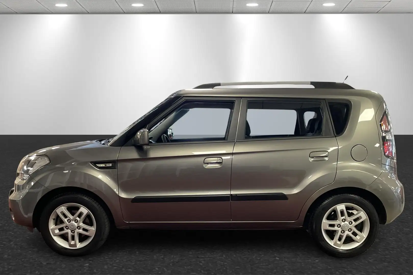 Kia Soul 1.6 X-tra Grijs - 2
