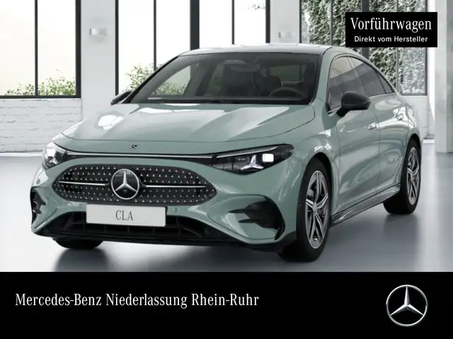 Mercedes-Benz CLA 180 AMG Sportpaket Night AMG 18" Pano Dach PTS