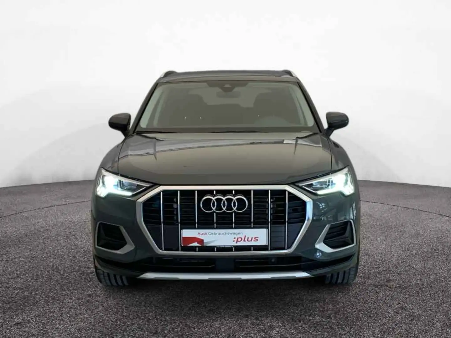 Audi Q3 advanced 35 TFSI S tronic *AHK*LED*ACC*NAVI* Grijs - 2
