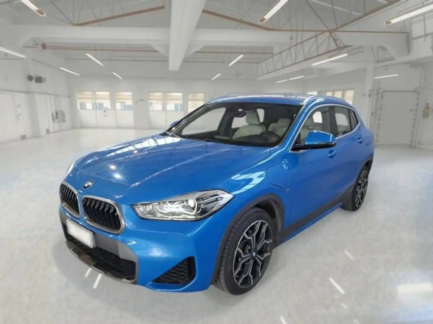 BMW X2 xDrive25e Auto Bleu - 2