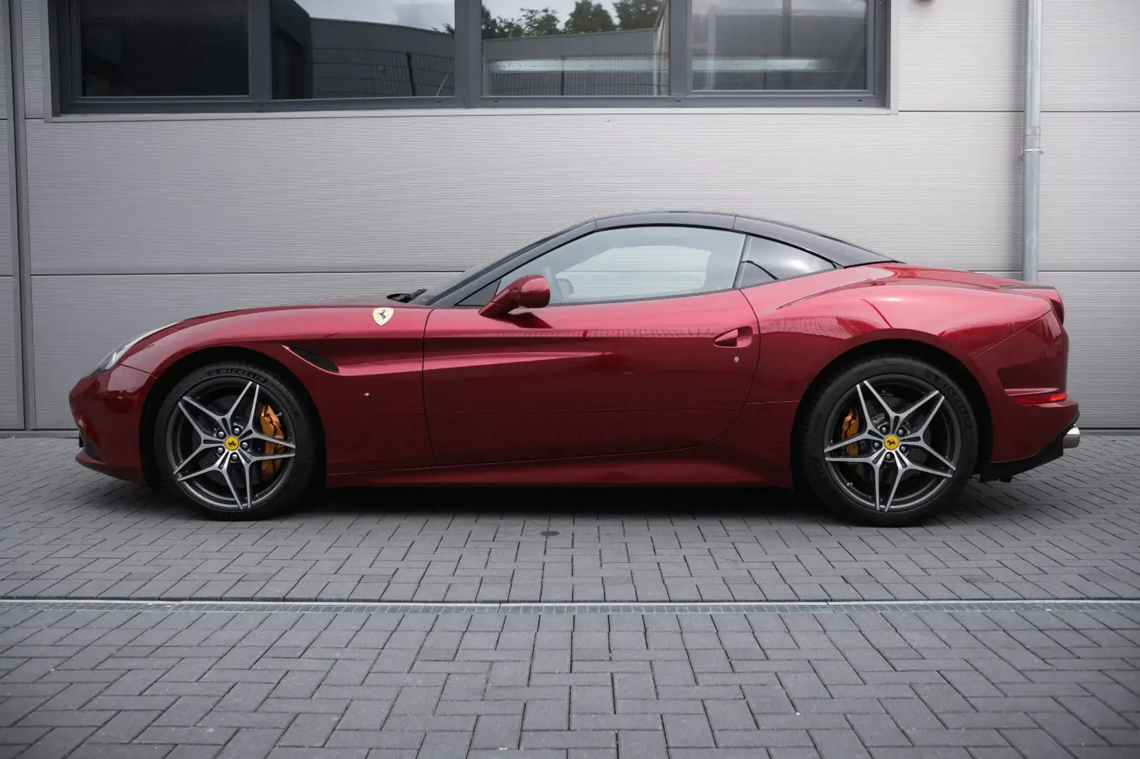 Ferrari California T-erst 9.640km-Navigation-LED -Lenk. Roşu - 2