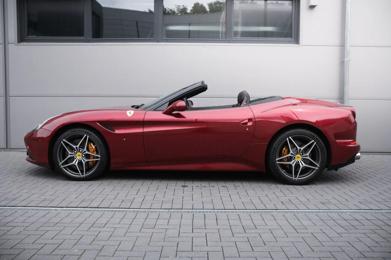 Ferrari California T-erst 9.640km-Navigation-LED -Lenk. Roşu - 1