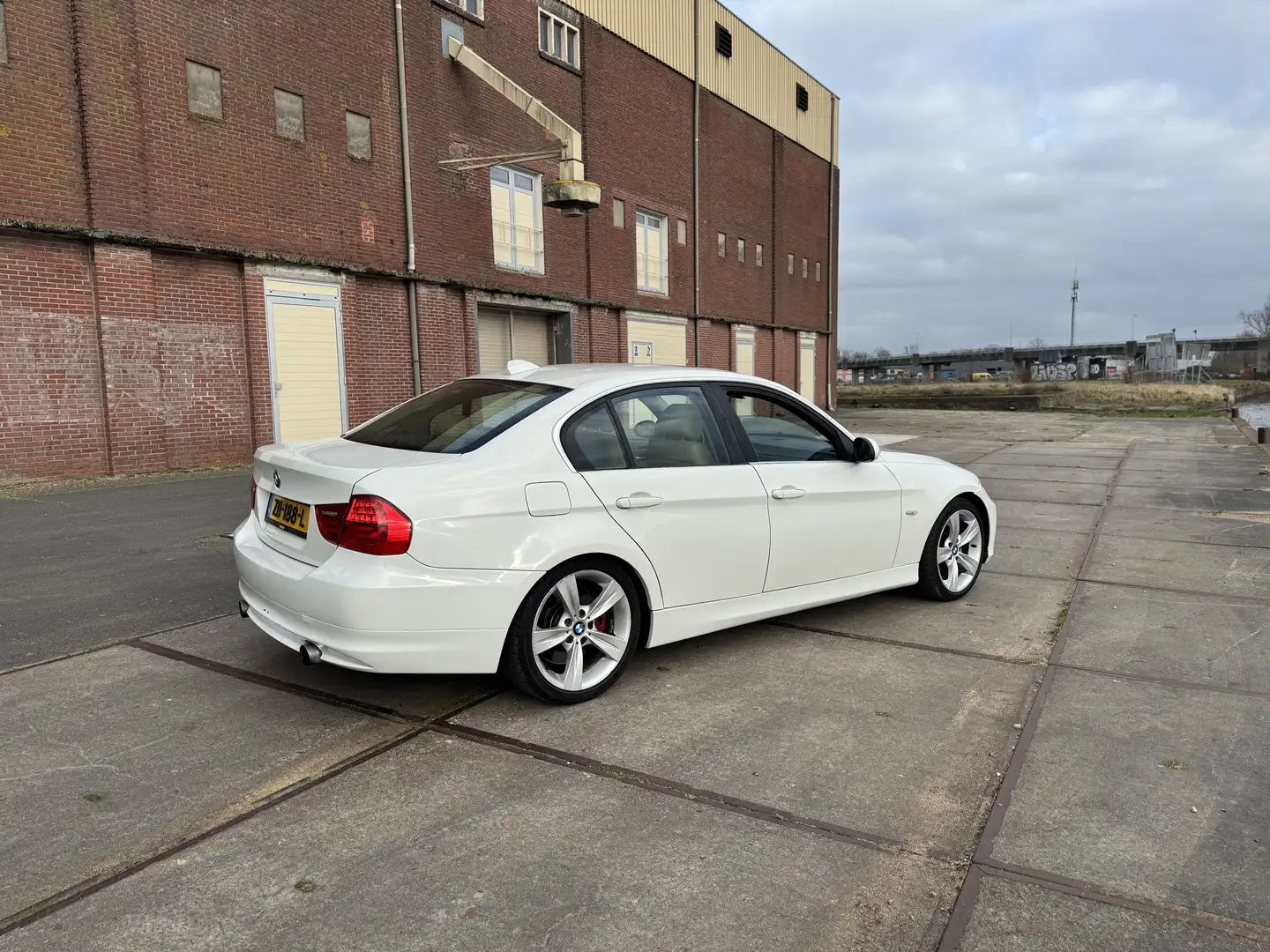 BMW 335 335i Bílá - 1