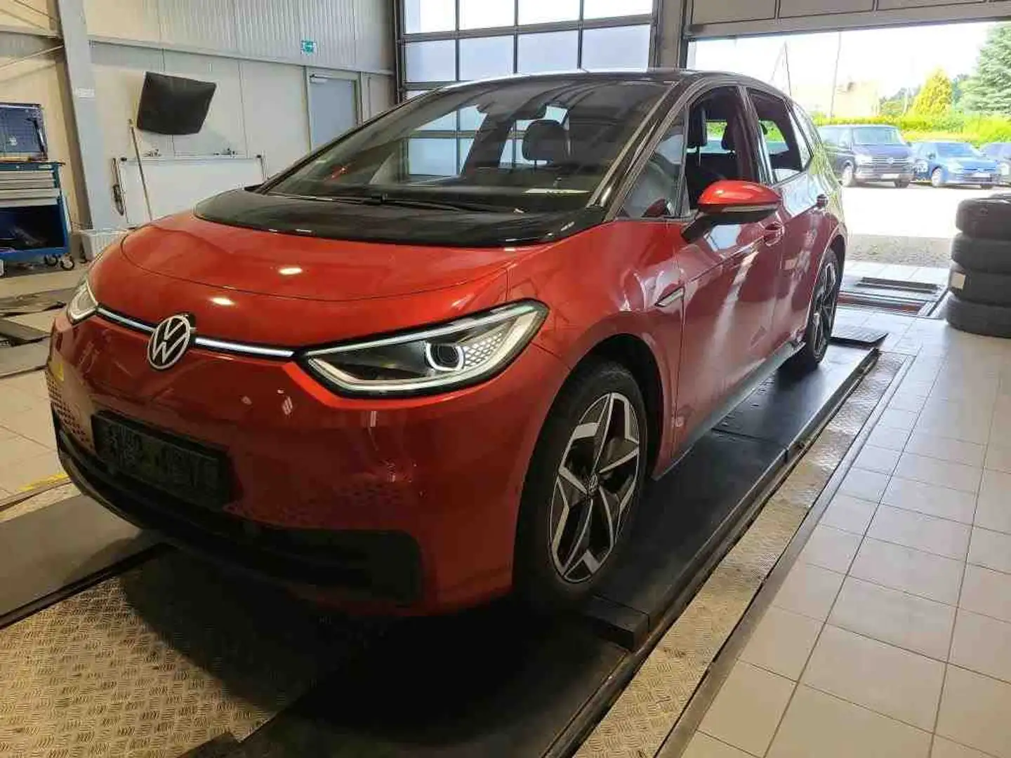 Volkswagen ID.3 Pro S 77kWh/Matrix/Assist+/Navi/360°/5Sitze Rood - 2
