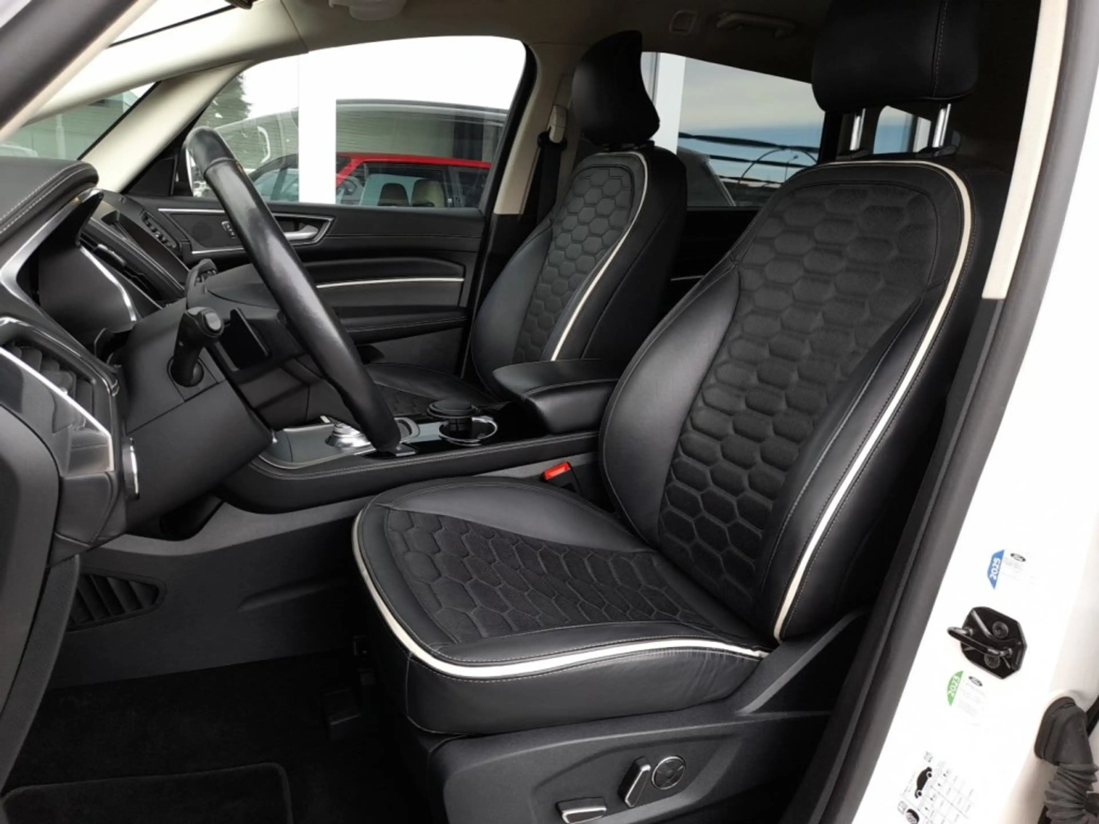 Ford S-Max VIGNALE 2,0 EcoBlue 4x4 Aut *19 ZOLL / MATRIX-LED / NAVI / AHV & KAMERA / ACC / E-KLAPPE / SOUNDSYSTEM* — photo 12