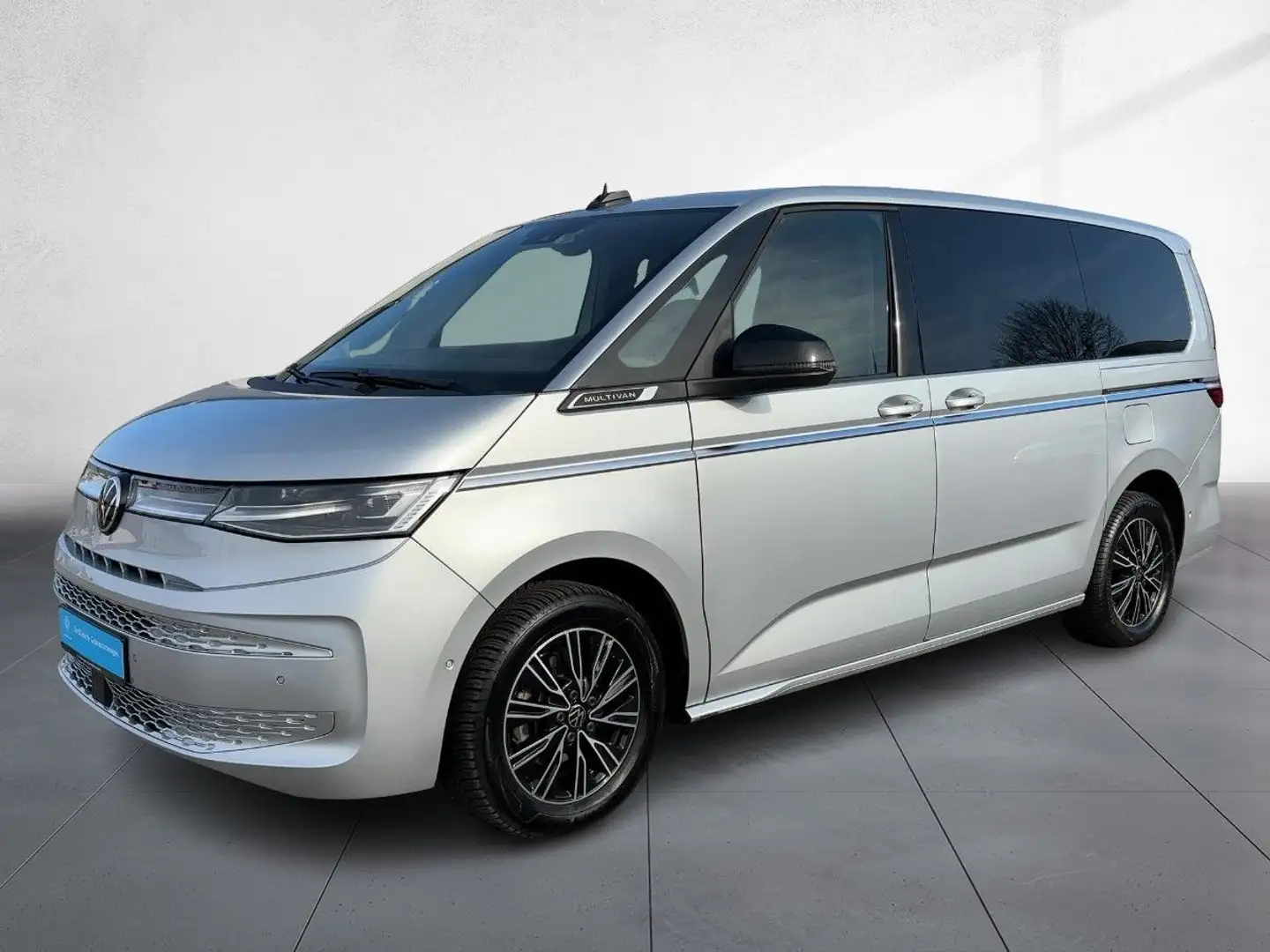 Volkswagen T7 Multivan T7 Multivan Style LÜ NAV IQ-LED AHZV ACC TISCH Silber - 2