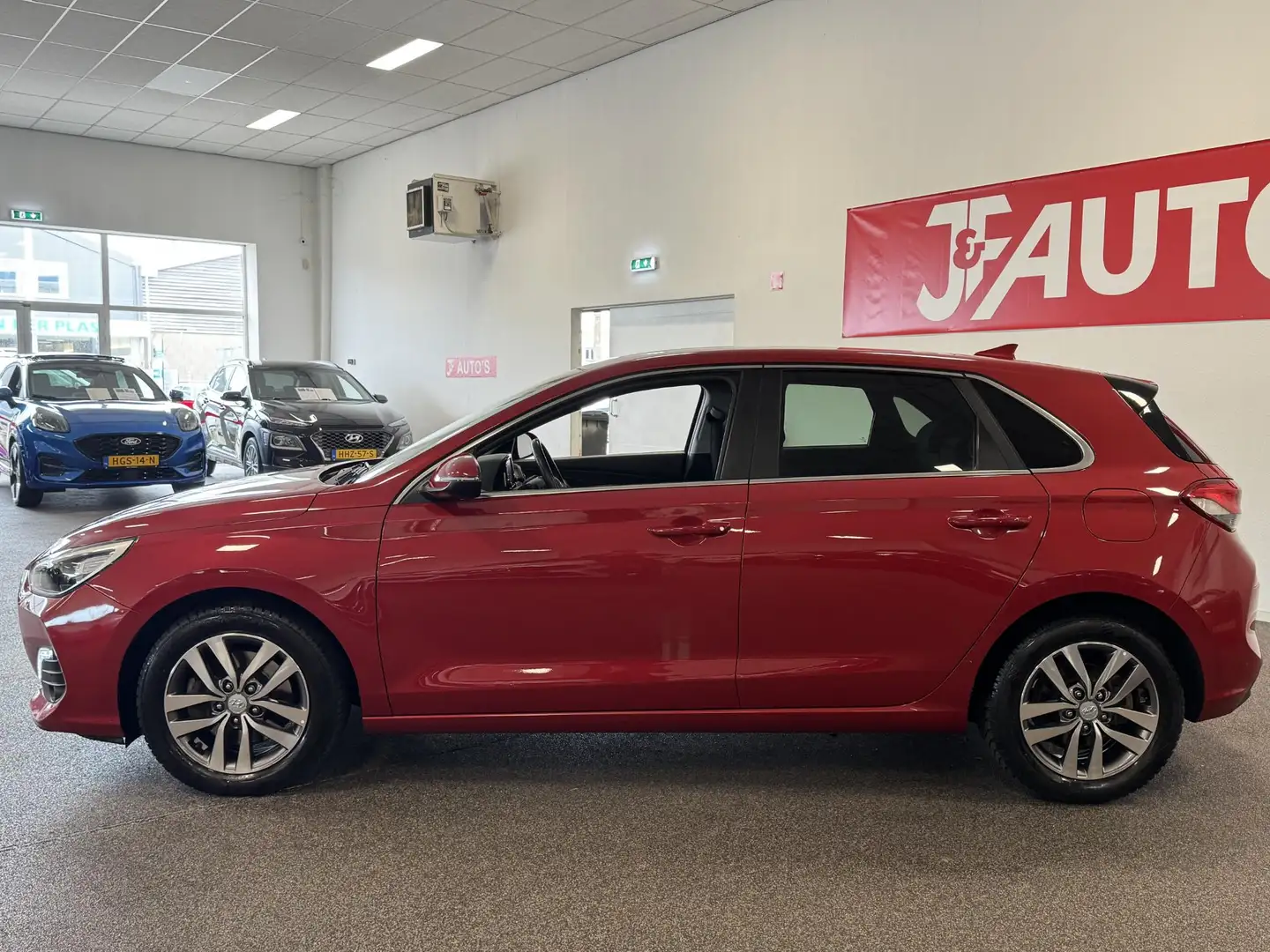 Hyundai i30 1.4 T-GDI Premium AUTOMAAT, APPLE-CARPLAY, ECC AIR Red - 2