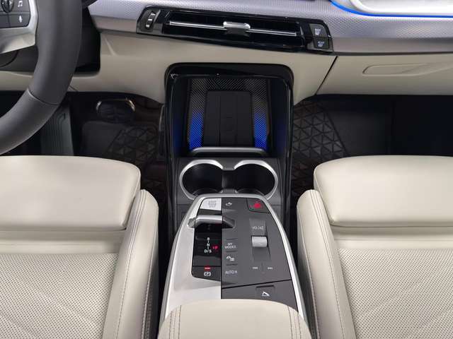 BMW X1 — photo 19