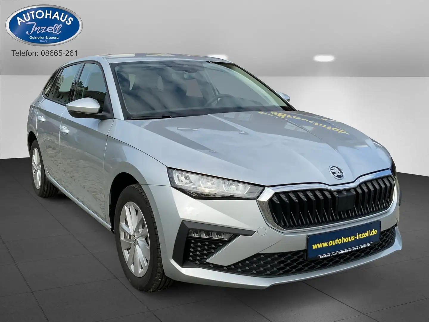 Skoda Scala Selection, SHZ,LED,AHK-Vorber.,Tempom.,beh.Lenkrad Grau - 1