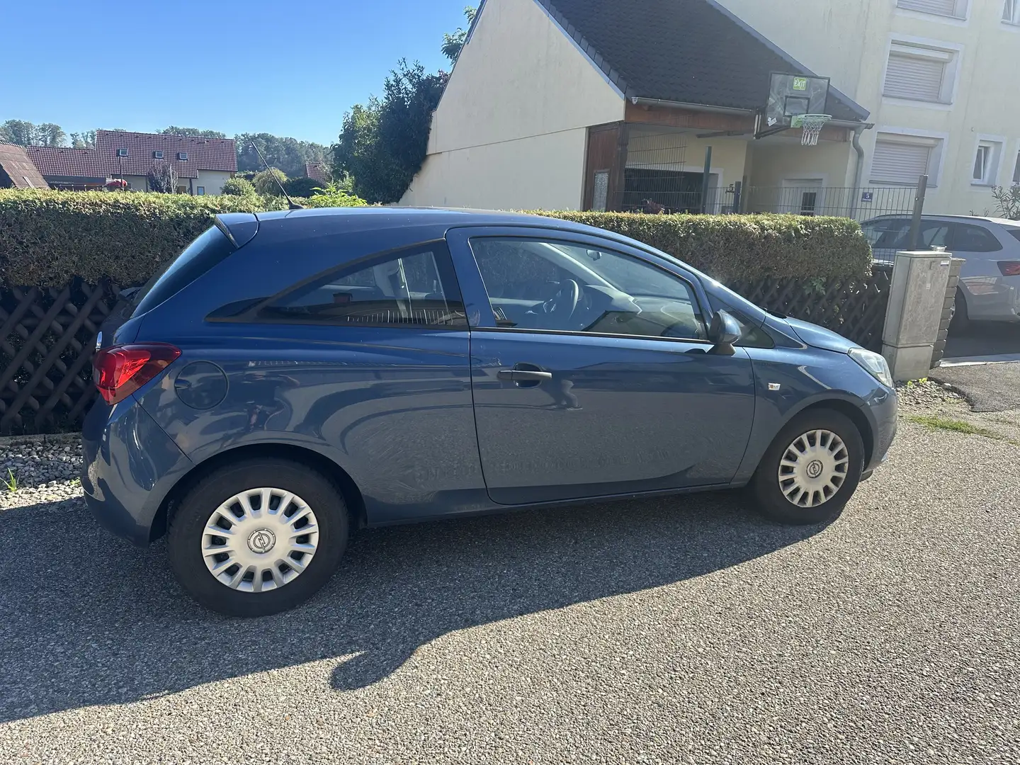 Opel Corsa - 2
