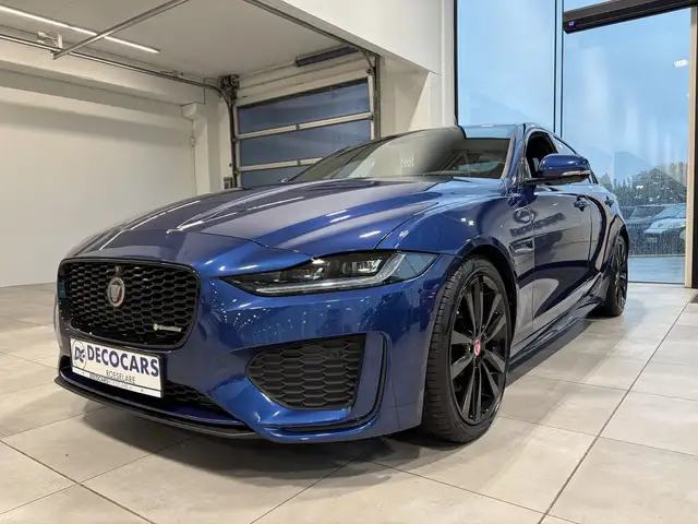 Jaguar XE 360°Camera / Apple Carplay - Android Auto / R-Design / Zetelverwarming /
